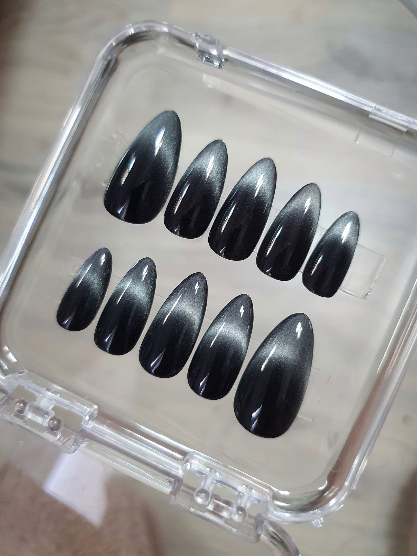 Black Magnetic Cat Eye French Tips