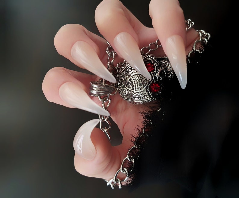 Long Cat Claw press on nails