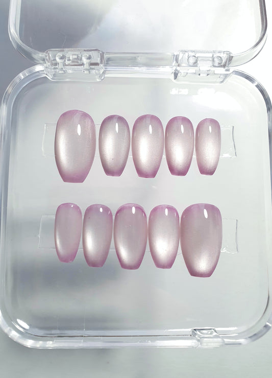 Magnetic cat eye nails