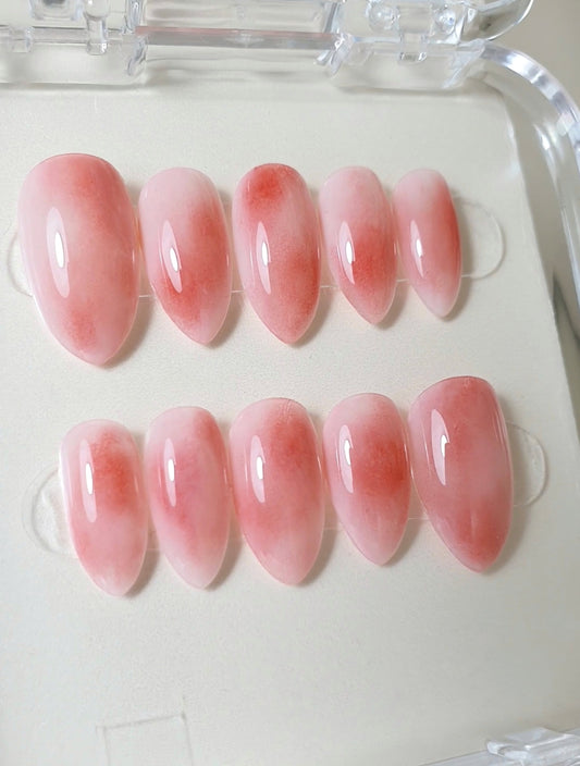 Juicy Sweat Peach Nails
