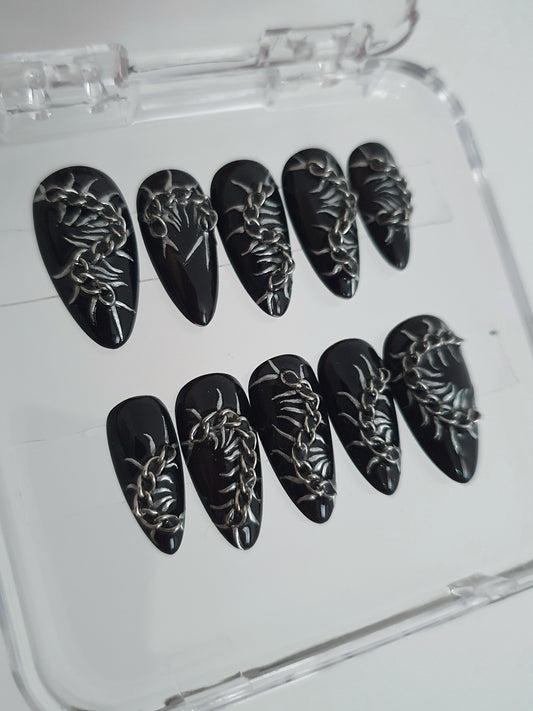 Centipede Press on Nails