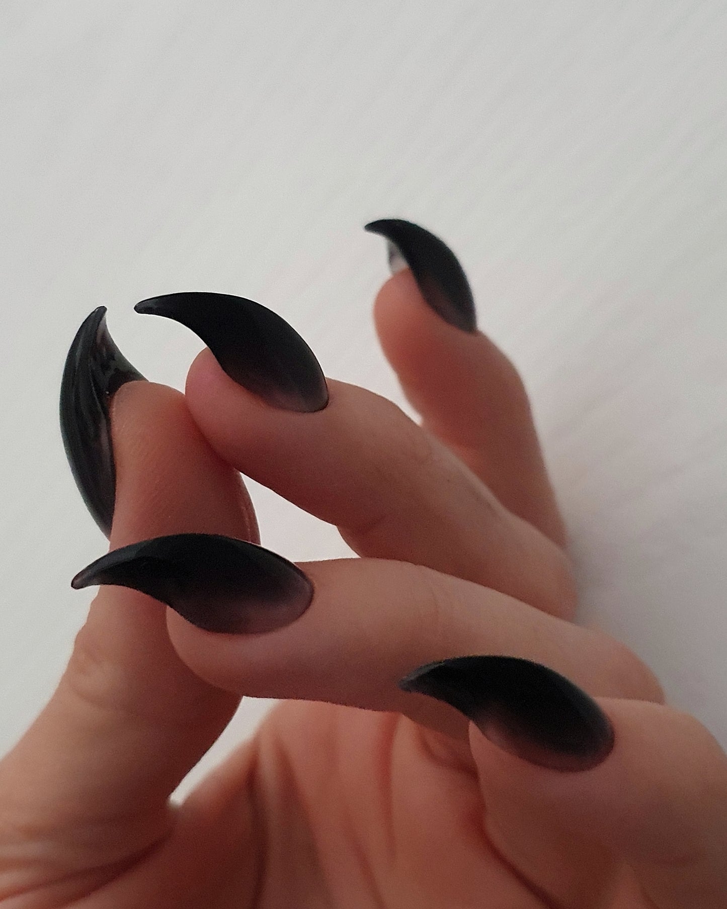 Black Claw Press On Nails, Cat claw nails