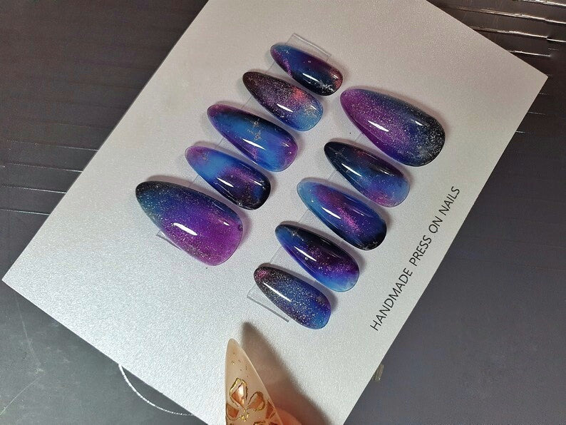Magnetic Galaxy Medium Almond Nails